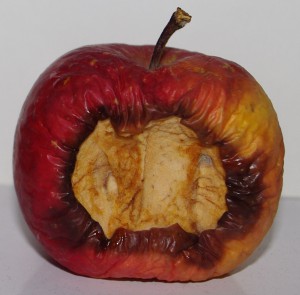 rotten-apple